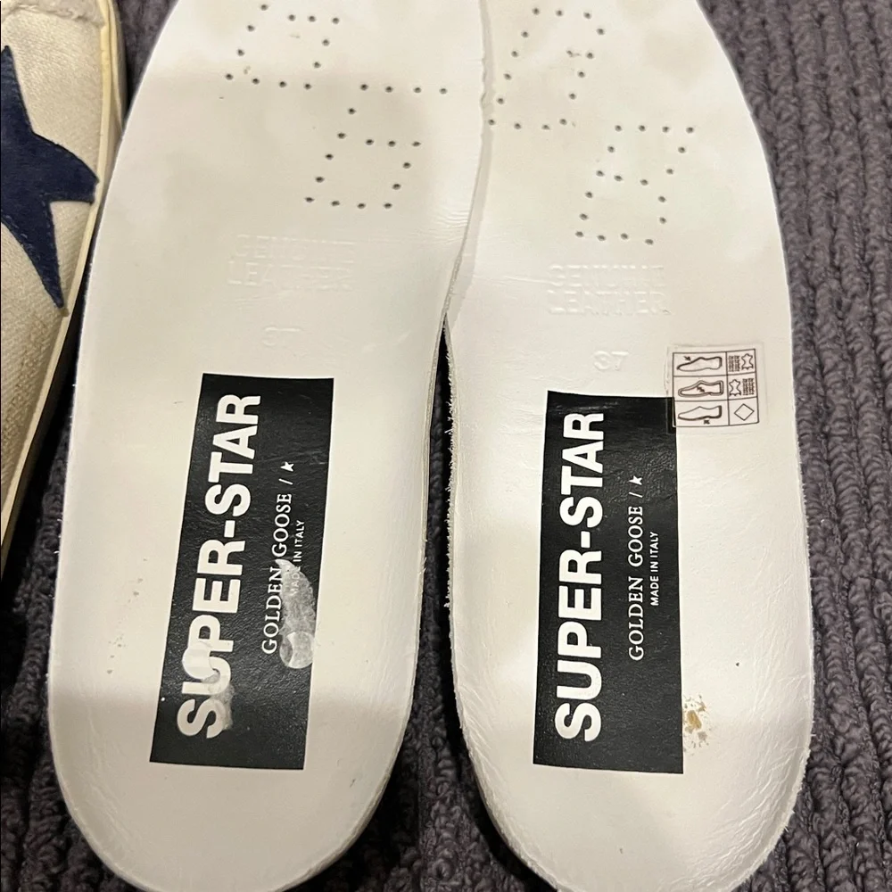 GOLDEN GOOSE limited
Size 37 Superstar Sneaker Embellished - Picture 9 of 16